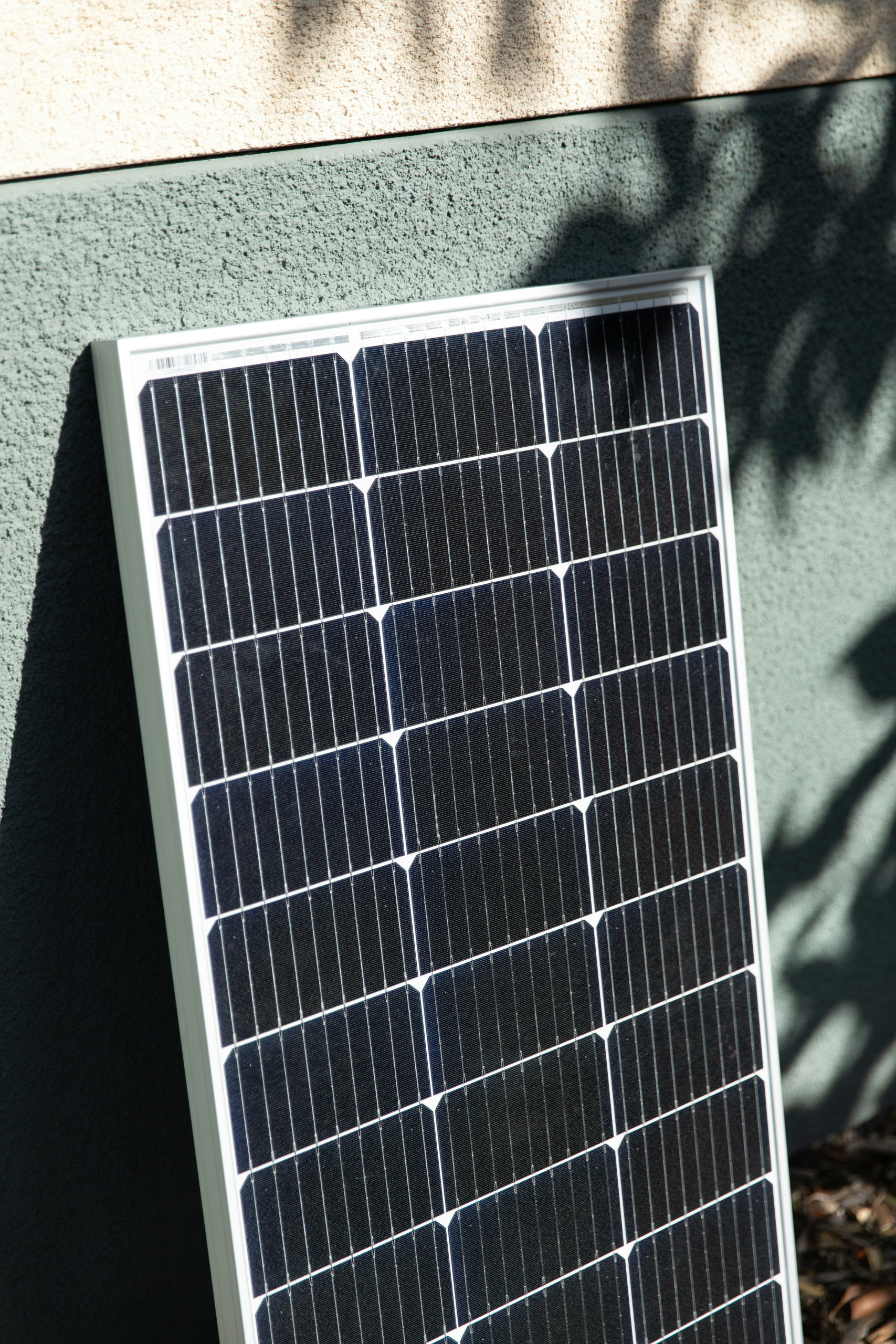 Maintaining solar systems: When & How to Clean Them?
