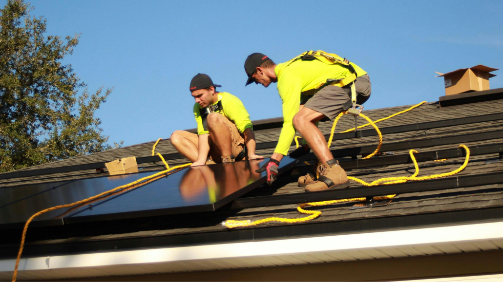 When to Replace Solar Panels 