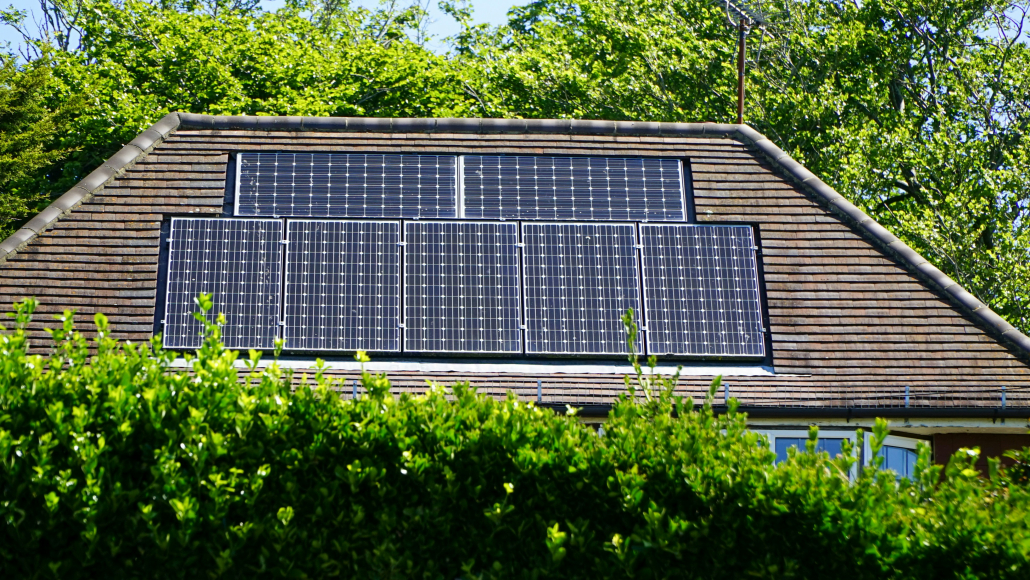 Longest Lasting Solar Panels: Most Efficient Options 2025 